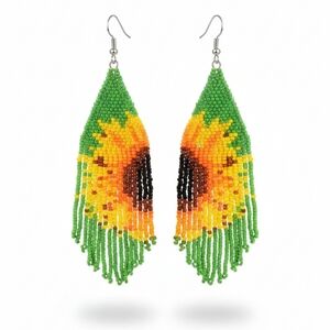 🆕️ Sunflower Hand Crafted Beaded Earrings Green